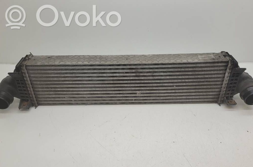 Volvo V40 Interkūlerio radiatorius 
