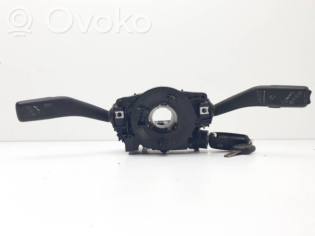 Headlight wiper switch