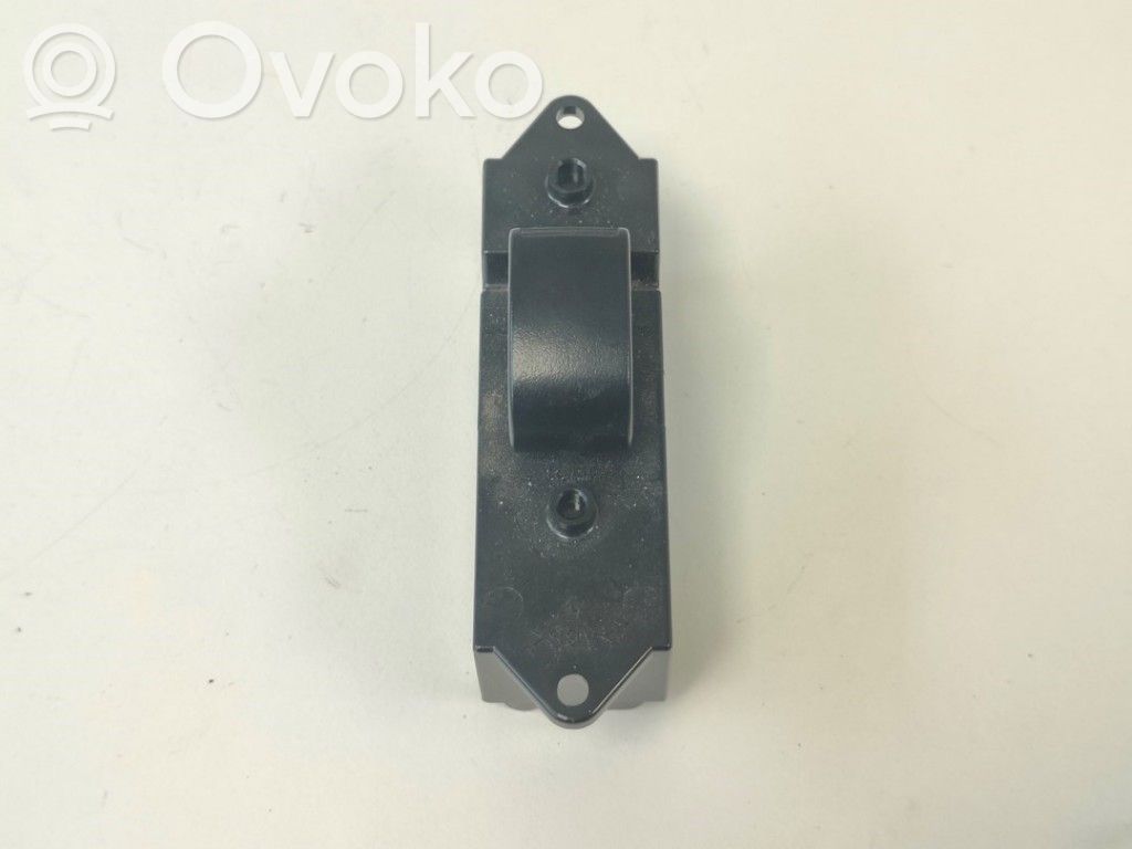 Citroen C-Crosser Electric window control switch 