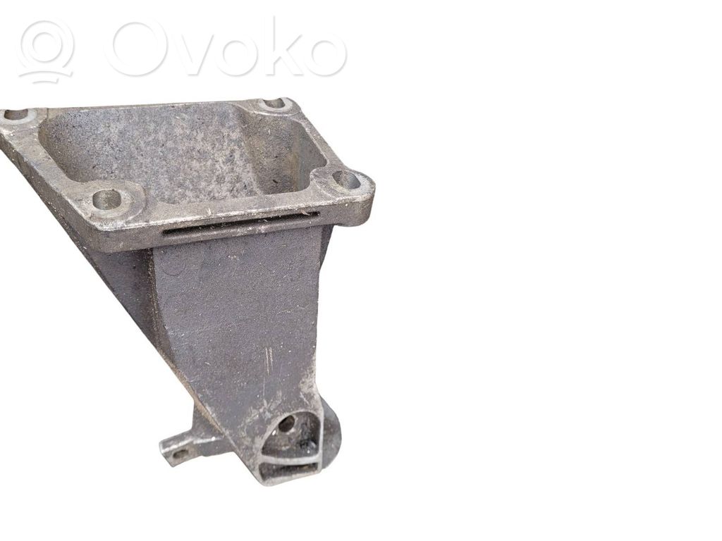 BMW 6 E63 E64 Engine mounting bracket 