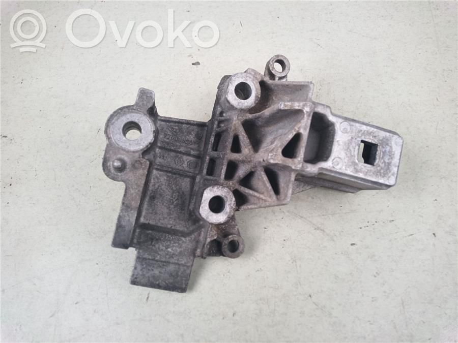 Renault Kangoo I Engine mount bracket 