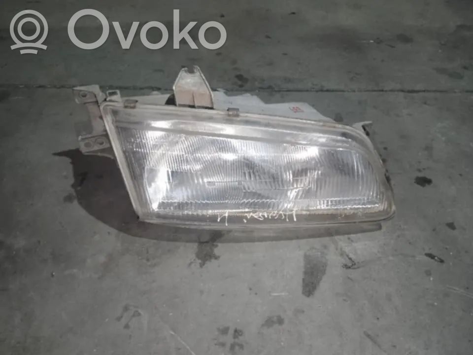 Hyundai H-1, Starex, Satellite Piesă far 