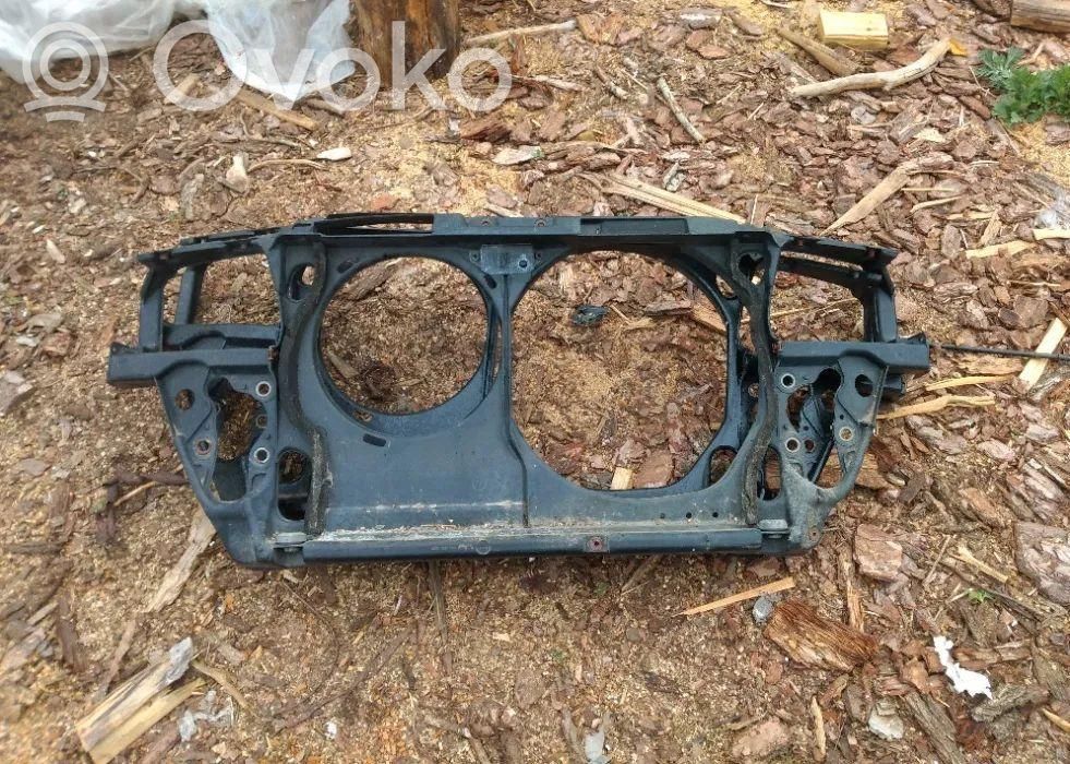 Audi A4 S4 B5 8D Radiatorių panelė 
