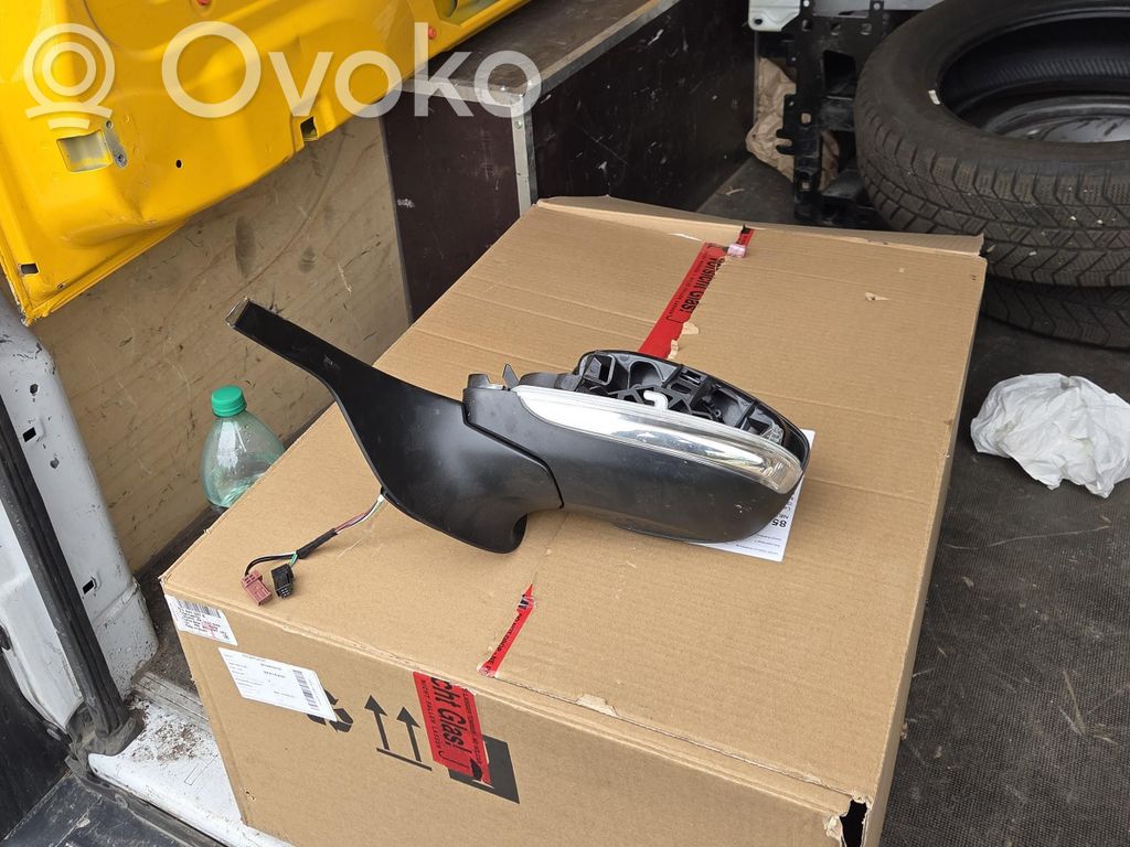 Citroen C3 Front door electric wing mirror 
