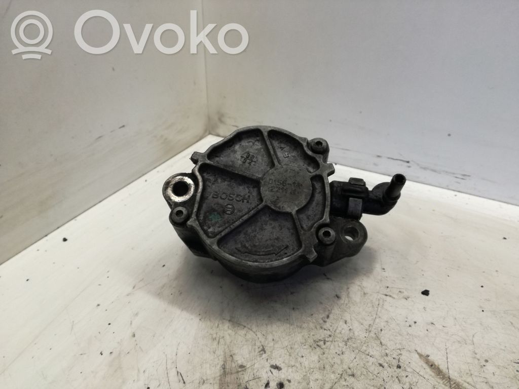 Vakuumo pompa   D1561A2211N