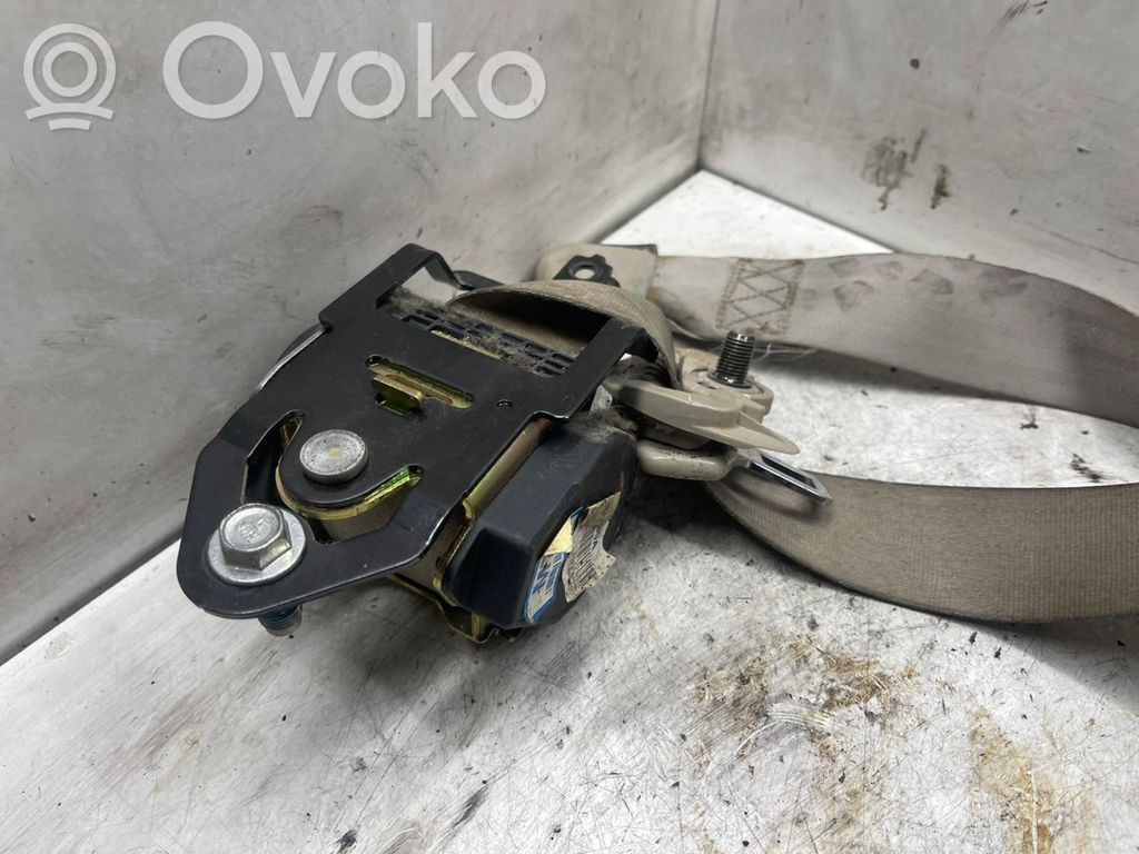 Hyundai Sonata Front seatbelt 
