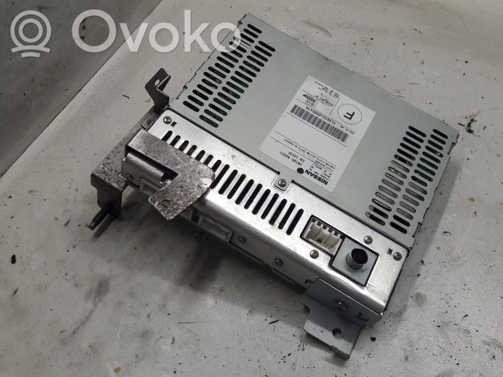 GPS navigation control unit/module   28185BA021