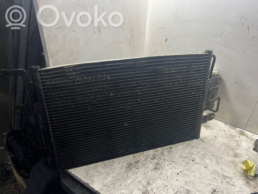 Volkswagen Golf IV Skraplacz / Chłodnica klimatyzacji 