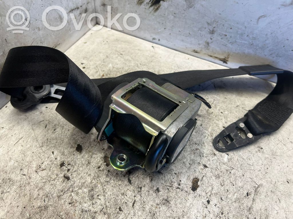 Audi A4 S4 B6 8E 8H Etuistuimen turvavyö 