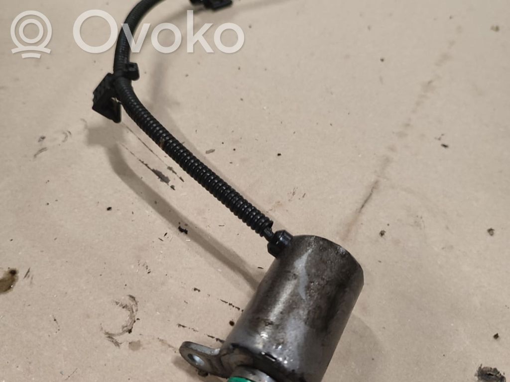 Volvo S80 Camshaft position sensor 