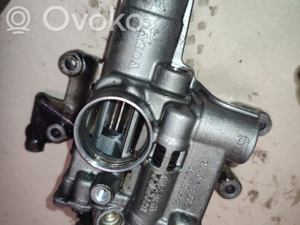 Volvo S80 Bomba de aceite 
