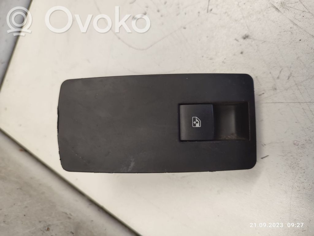 Opel Insignia A Sähkötoimisen ikkunan ohjauskytkin 