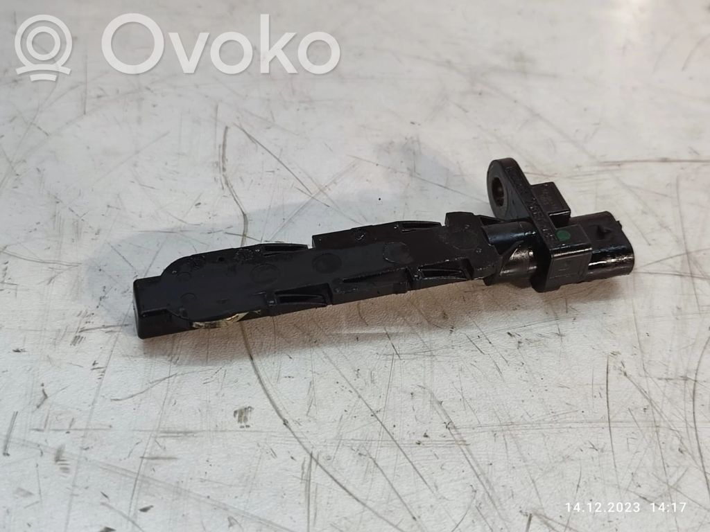 Volkswagen Touareg II Crankshaft position sensor 