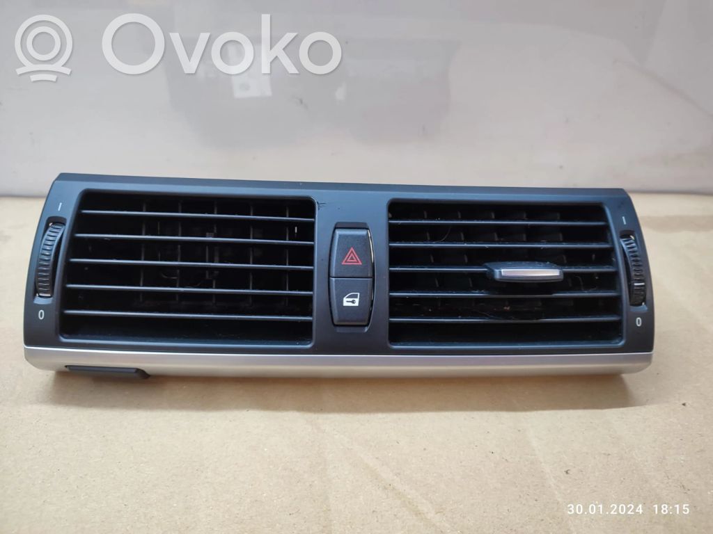 BMW X5 E70 Centrinės oro grotelės 