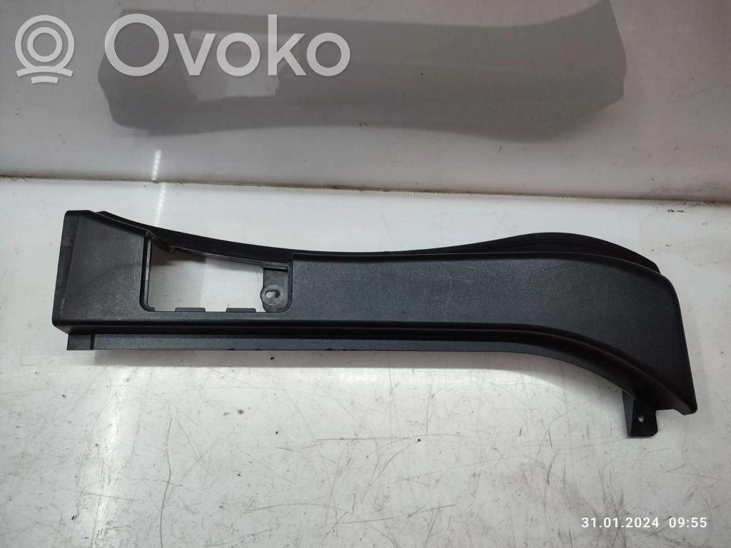 BMW X5 E70 (D) pillar trim (bottom) 