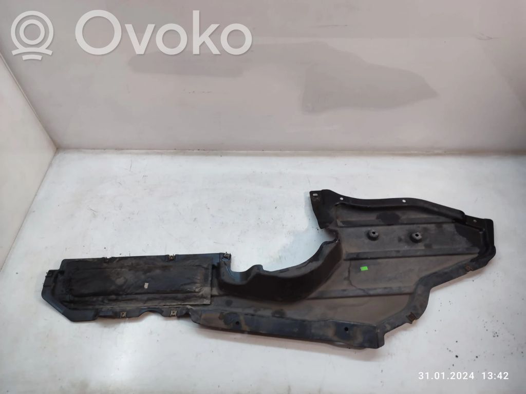 BMW X5 E70 Placa protectora del centro/medio 
