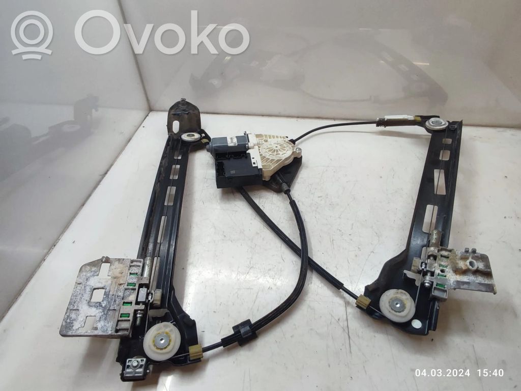 Volkswagen PASSAT CC Alzacristalli della portiera anteriore con motorino 