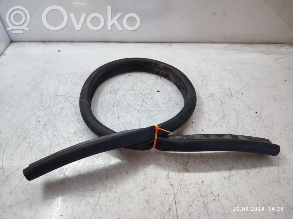 Engine compartment rubber
