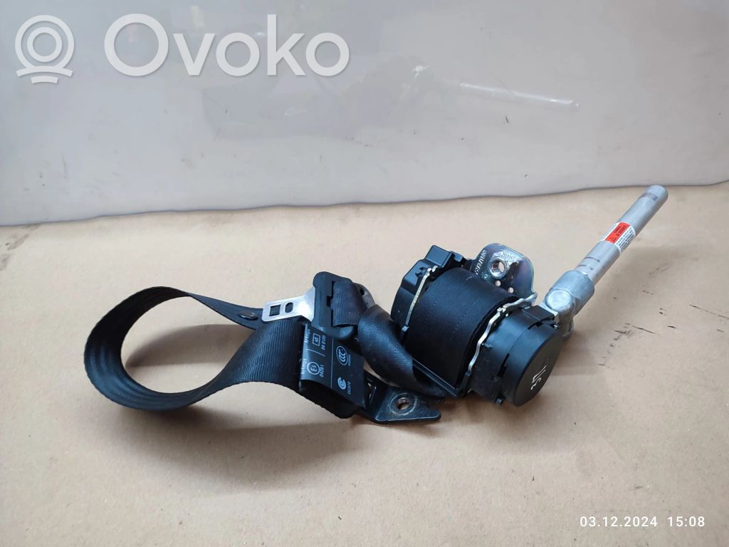 Volvo V70 Cinturón trasero 