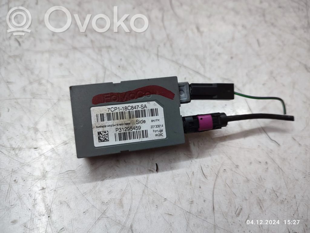 Volvo V70 Antenos stiprintuvas 