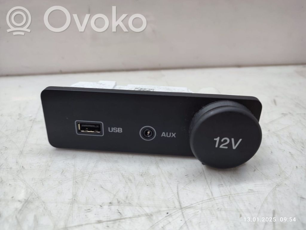 Gniazdo / Złącze AUX   FK7219C166CC
