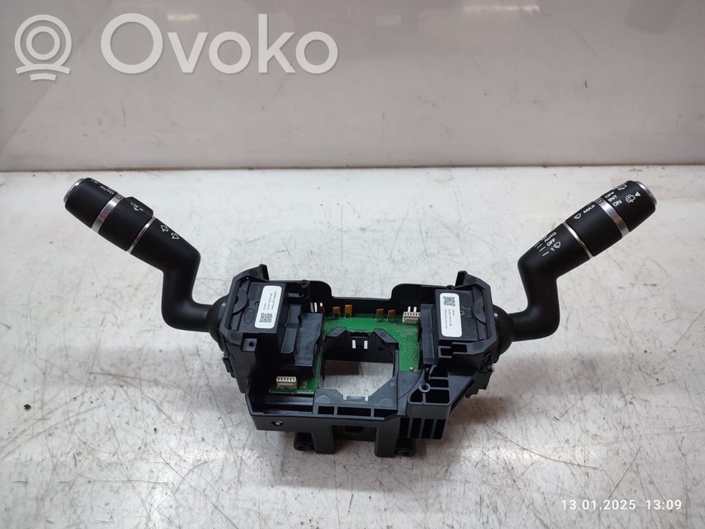 Land Rover Evoque I Interruptor/palanca de limpiador de luz de giro 