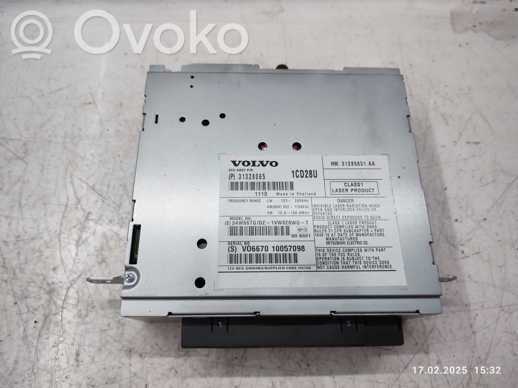 Volvo XC90 Panel / Radioodtwarzacz CD/DVD/GPS 