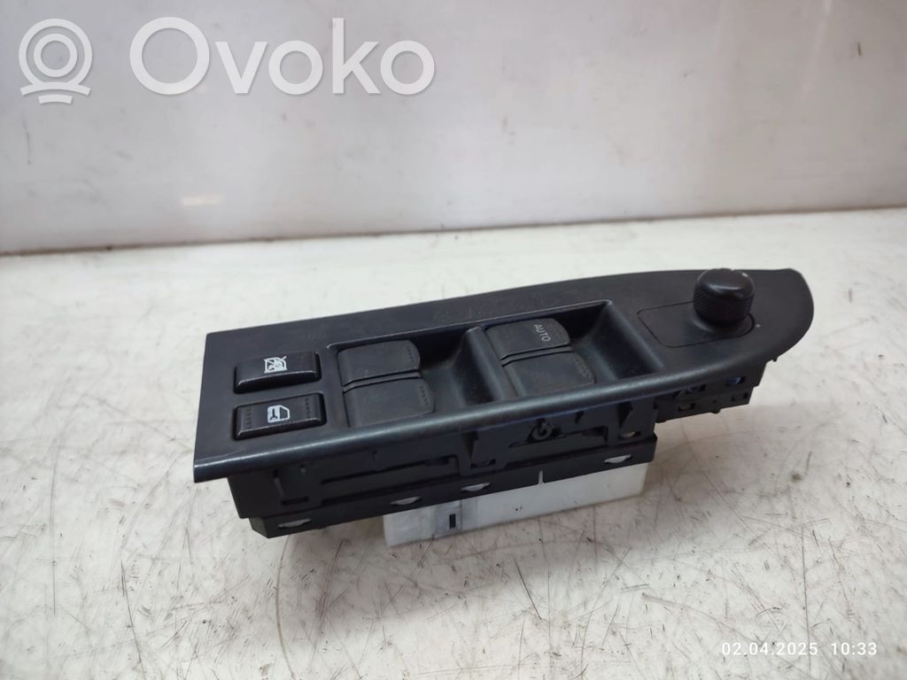 Suzuki Grand Vitara II Electric window control switch 