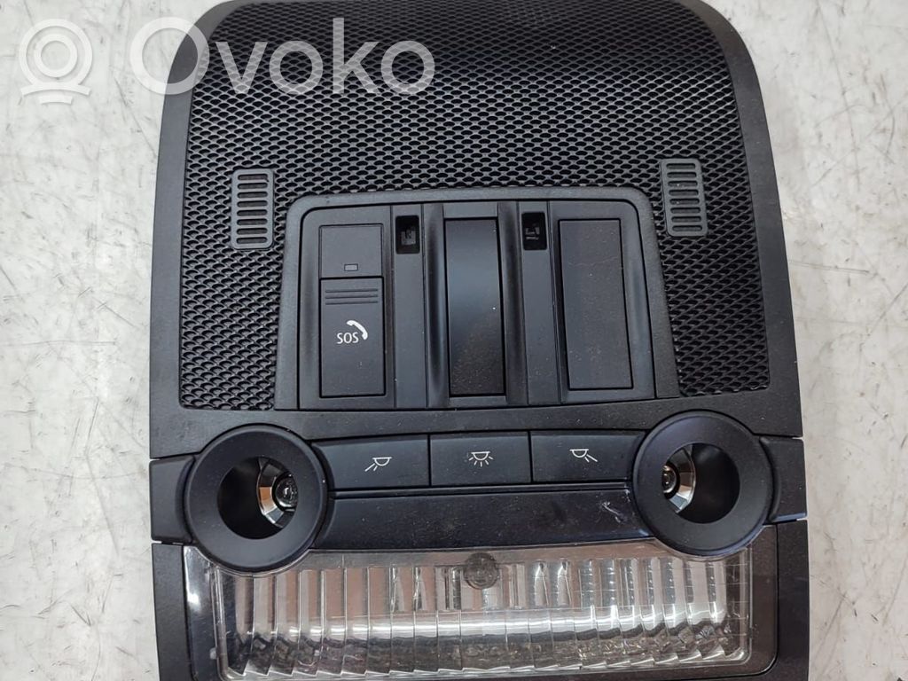 BMW X5 E70 Priekinių vietų apšvietimo žibintas 