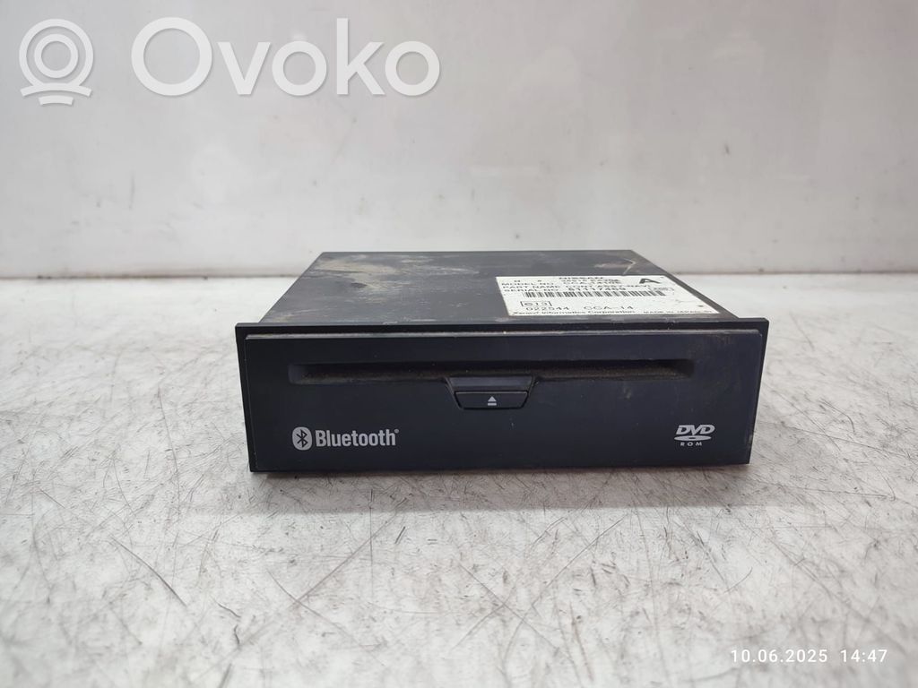 Nissan Pathfinder R51 CD/DVD changer 
