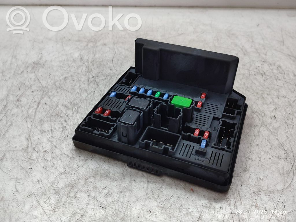 Nissan Qashqai+2 Central body control module 