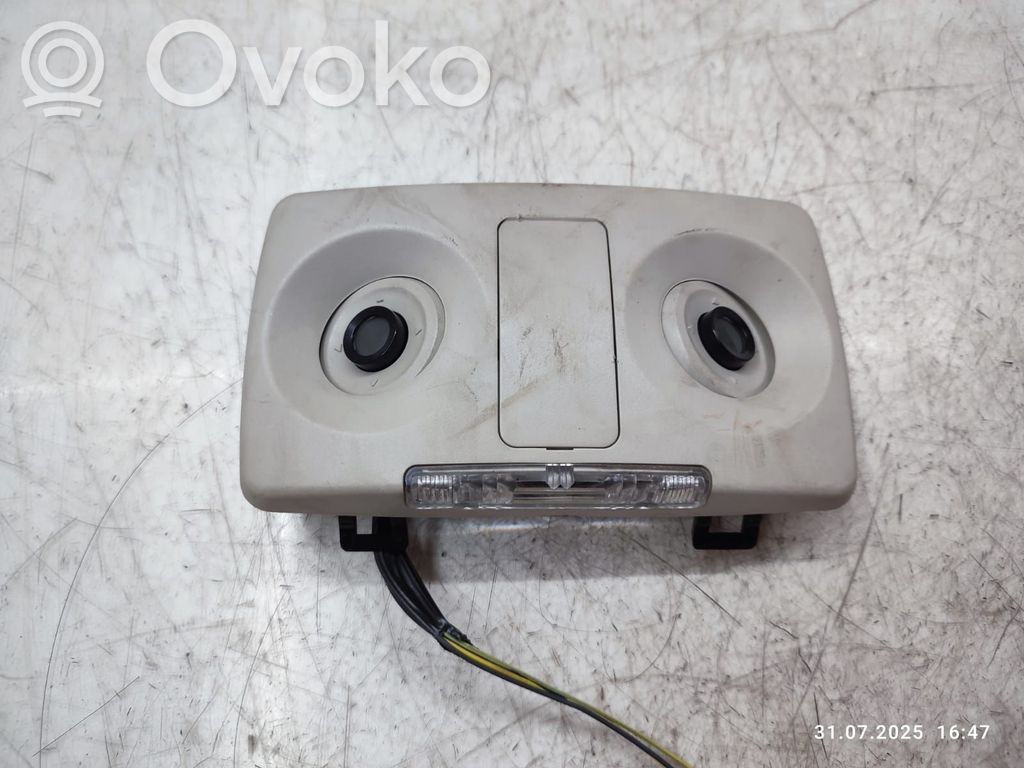 Fiat Freemont Lampka podsufitki tylna 