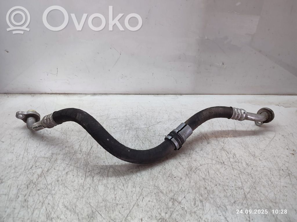 Volvo S90, V90 Ilmastointilaitteen putki (A/C) 