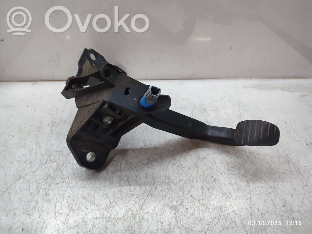 Opel Movano B Sajūga pedālis 