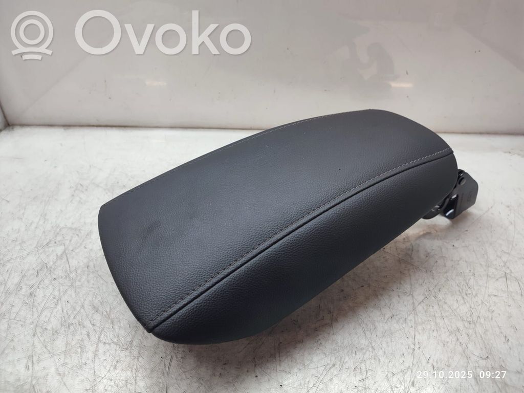 Ford Mondeo MK V Armrest 