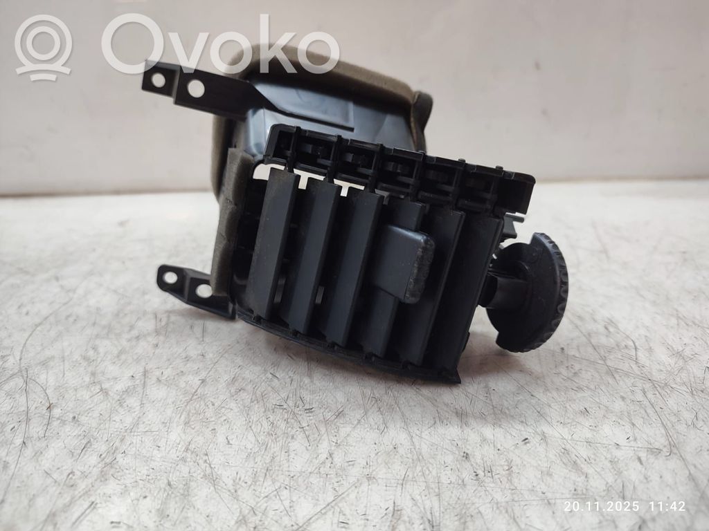 Mitsubishi L200 Copertura griglia di ventilazione laterale cruscotto 