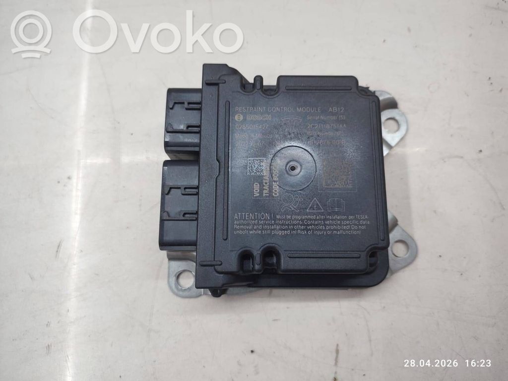 Tesla Model Y Airbag control unit/module 