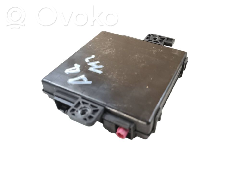 Jeep Grand Cherokee Antenna control unit 