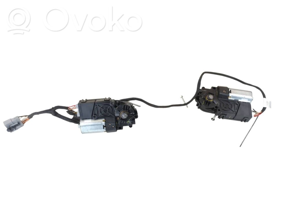 Silniczek szyberdachu   30020271L,A17304181952,B117304182347