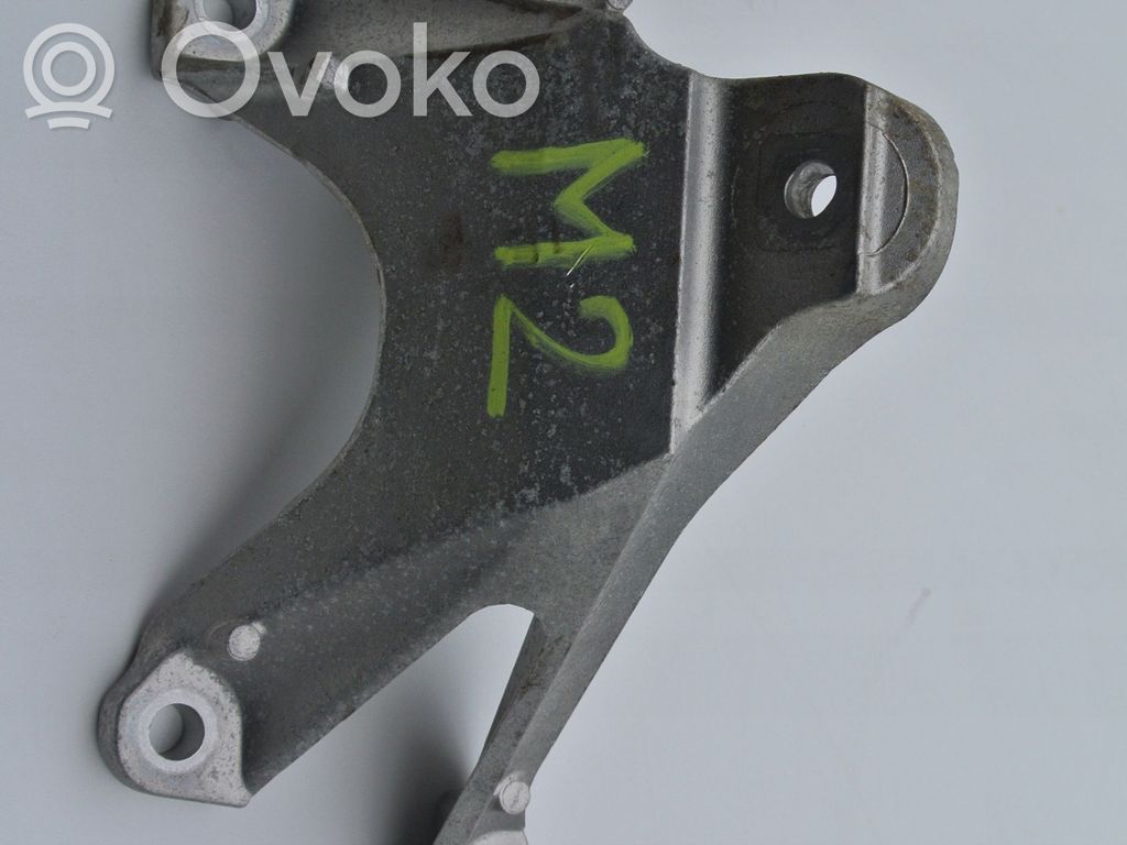 BMW M2 F87 Engine mounting bracket 