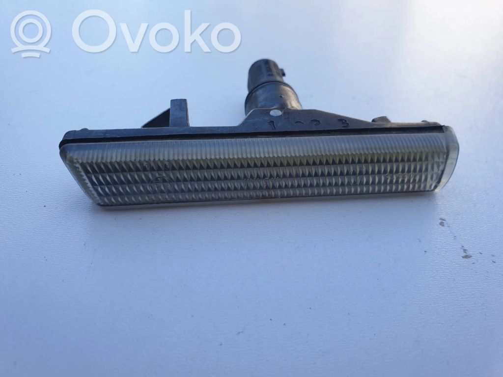 BMW 3 E46 Front fender indicator light 