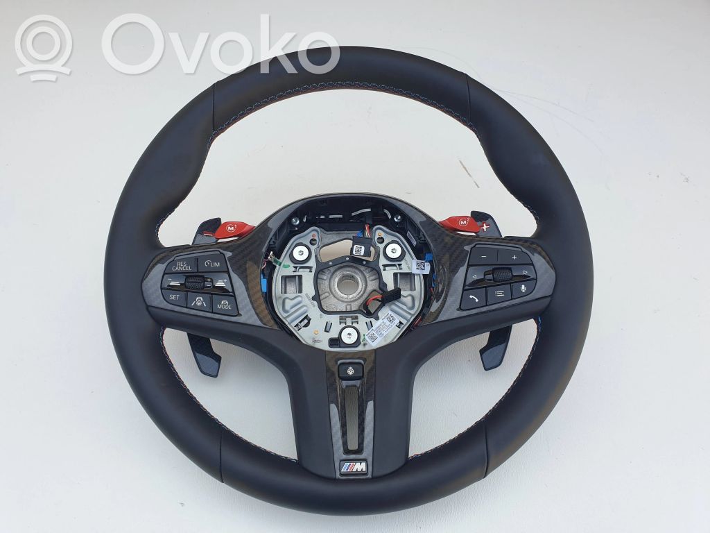 Ohjauspyörä   7857781,30109252,209081