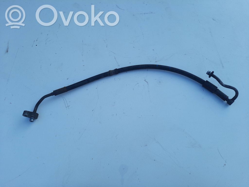 Ohjaustehostimen letkusto   6786394