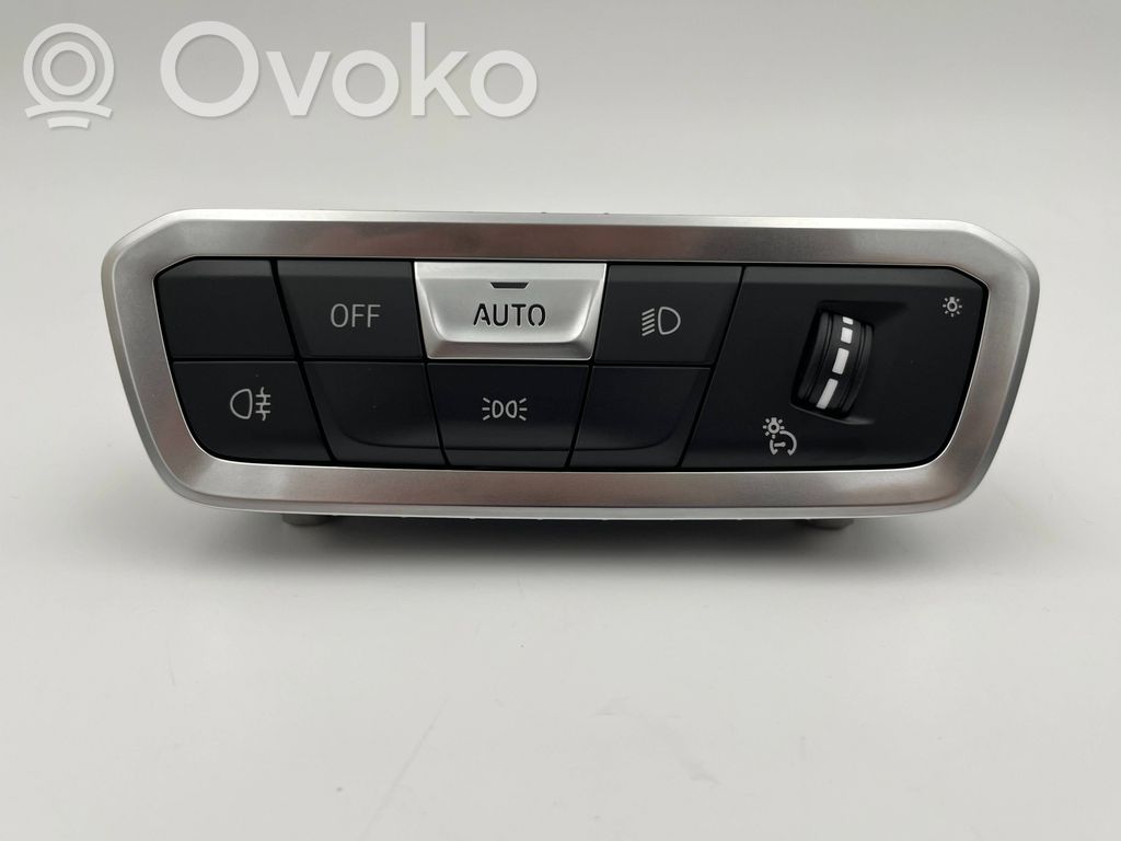 BMW X7 G07 Light switch 