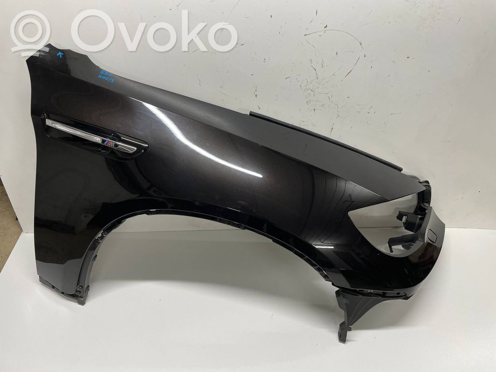 BMW X6 E71 Sparnas 
