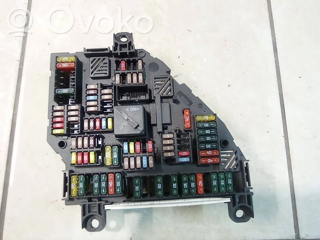 BMW 7 F01 F02 F03 F04 Modul siguranțe 