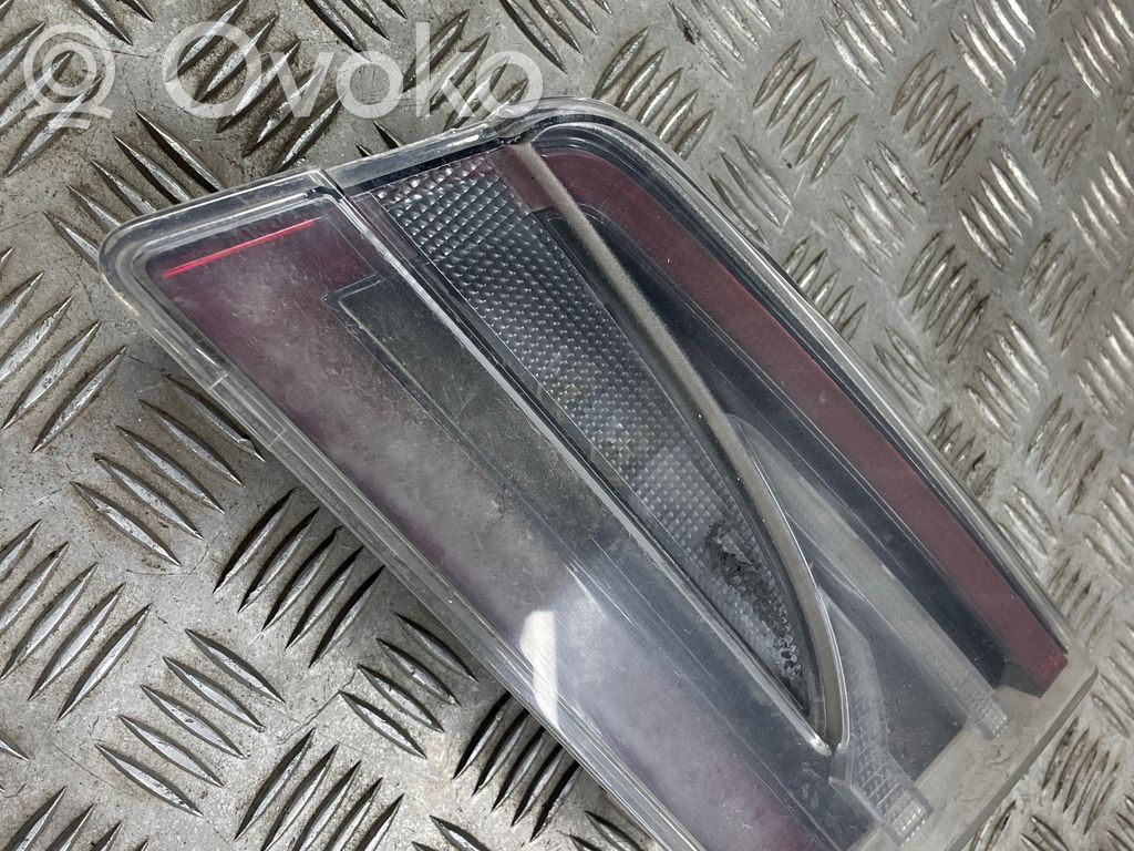 Lampy tylnej klapy bagażnika   600592400,00134114,134114181290