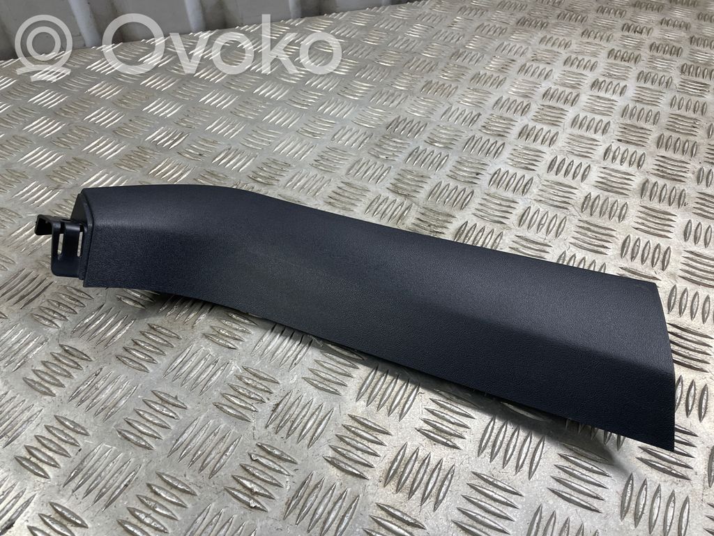 Tesla Model S Tailgate trim 
