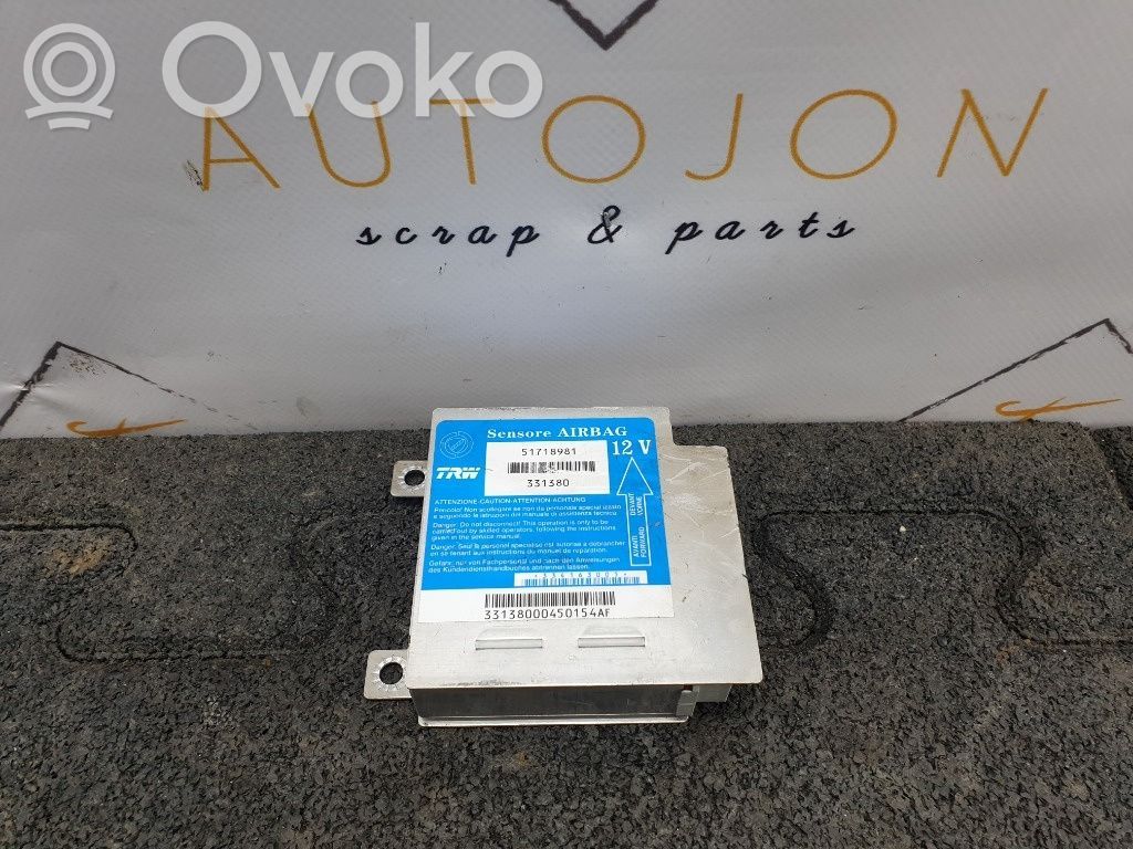 Airbag control unit/module   51718981