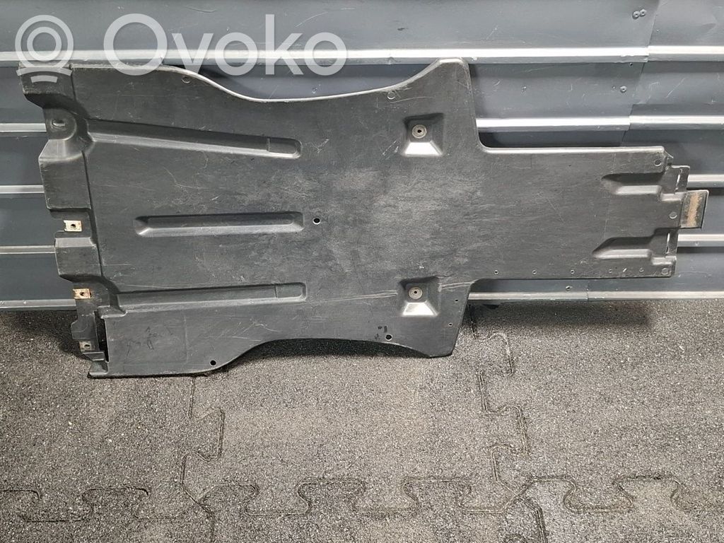 Volkswagen Touareg I Osłona dolna silnika 